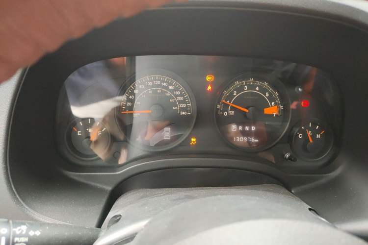 Used Jeep Patriot 2014 2.4L Sport Edition Instrument Cluster