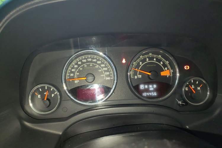 Used Jeep Patriot 2014 2.4L Luxury Navigation Edition Instrument Cluster