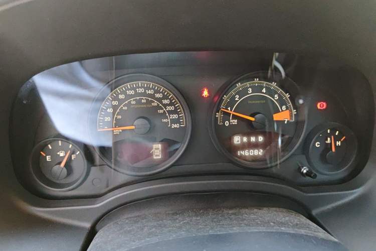 Used Jeep Patriot 2014 2.0L Sport Enhanced Edition Instrument Cluster