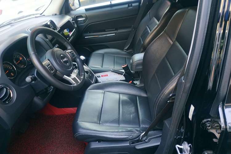 Used Jeep Patriot 2014 2.4L Luxury Navigation Edition Left Front Seat