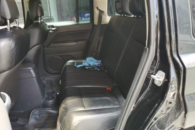 Used Jeep Patriot 2014 2.0L Sport Enhanced Edition Left Rear Seat