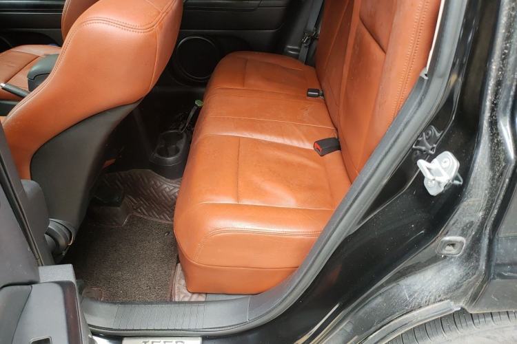 Used Jeep Patriot 2014 2.4L Sport Edition Left Rear Seat