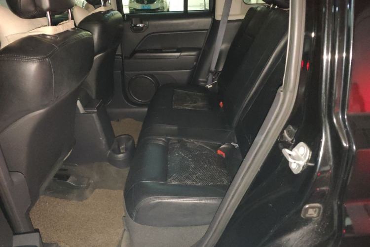 Used Jeep Patriot 2014 2.0L Sport Edition Left Rear Seat