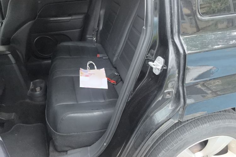 Used Jeep Patriot 2014 2.4L Sport Edition Left Rear Seat