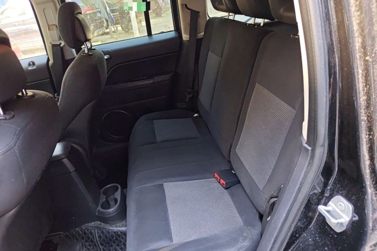 Used Jeep Patriot 2014 2.0L Sport Enhanced Edition Left Rear Seat