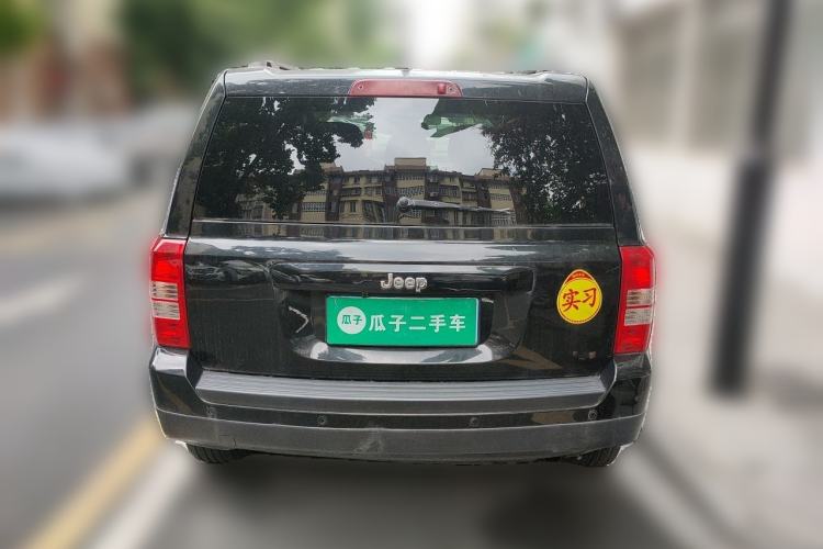 Used Jeep Patriot 2014 2.4L Sport Edition Rear