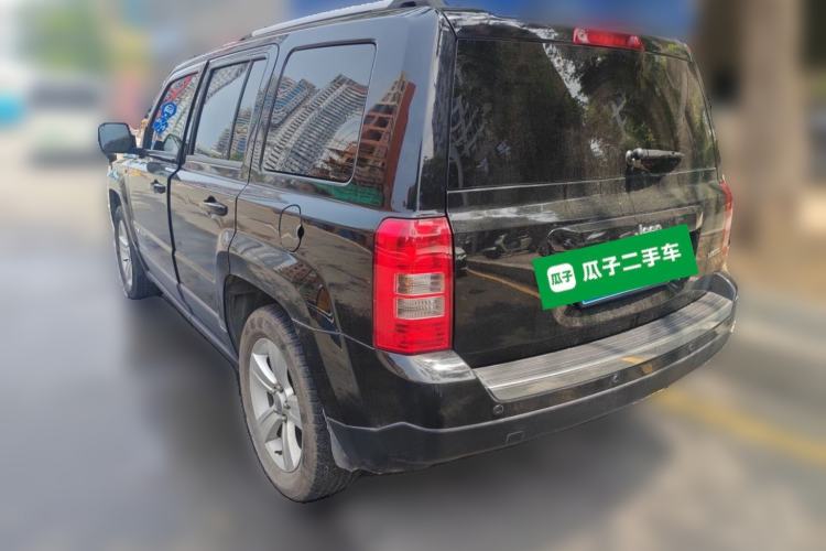 Used Jeep Patriot 2014 2.4L Luxury Navigation Edition Rear Left 45 Deg