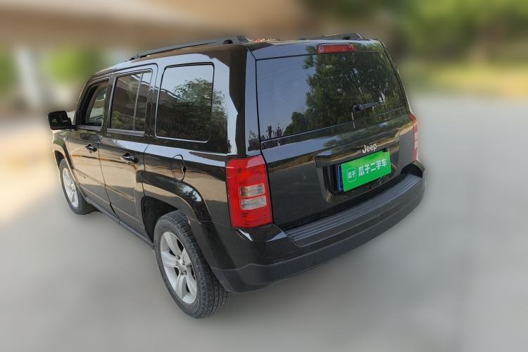 Used Jeep Patriot 2014 2.4L Sport Edition Rear Left 45 Deg