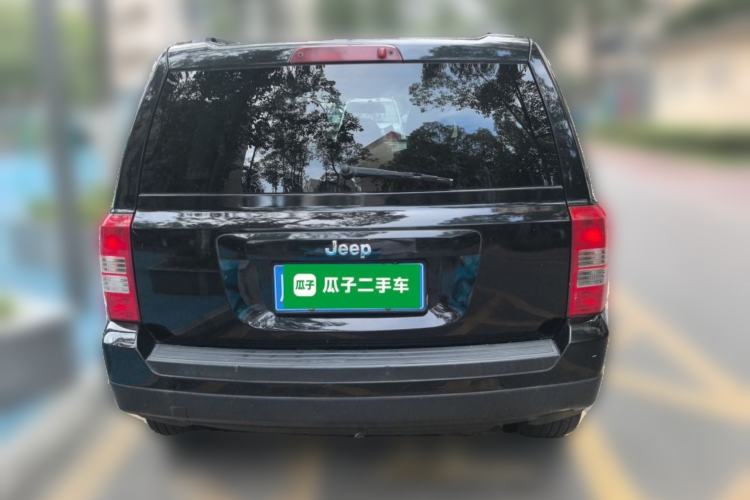 Used Jeep Patriot 2014 2.4L Sport Edition Rear