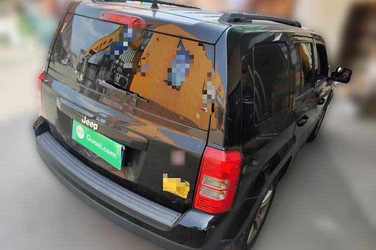 Used Jeep Patriot 2014 2.4L Sport Edition Rear Right 45 Deg