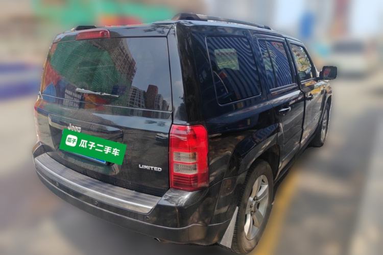Used Jeep Patriot 2014 2.4L Luxury Navigation Edition Rear Right 45 Deg