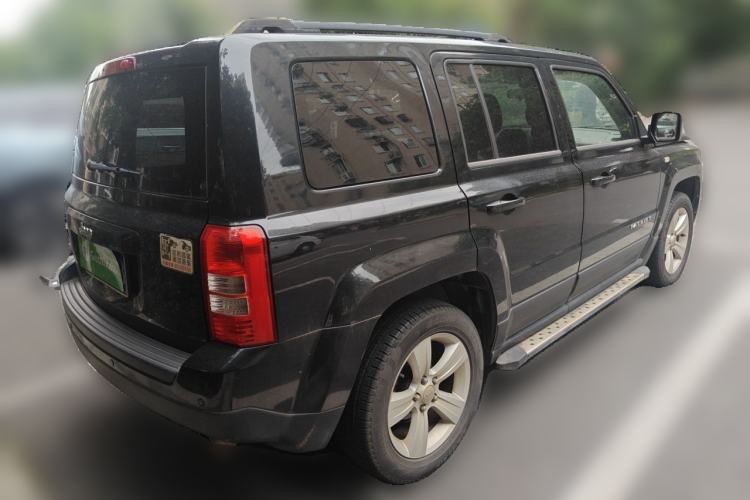 Used Jeep Patriot 2014 2.4L Sport Edition Rear Right 45 Deg