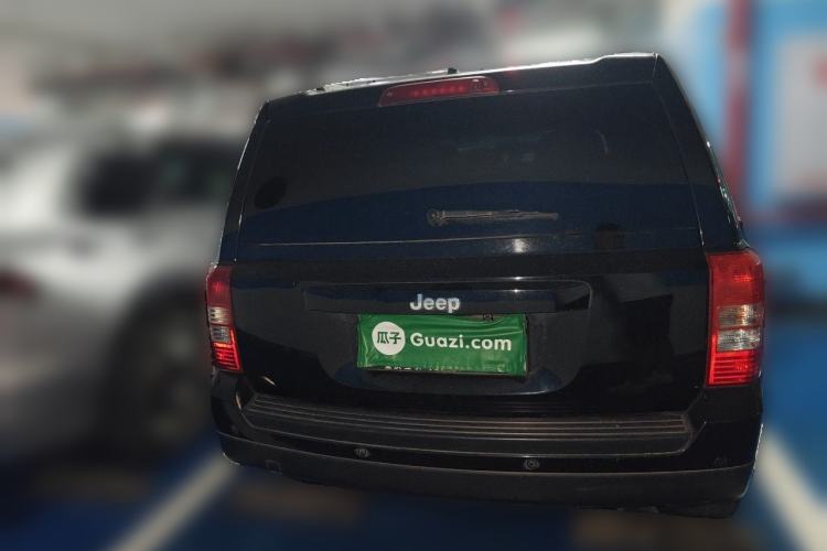 Used Jeep Patriot 2014 2.4L Sport Edition Rear