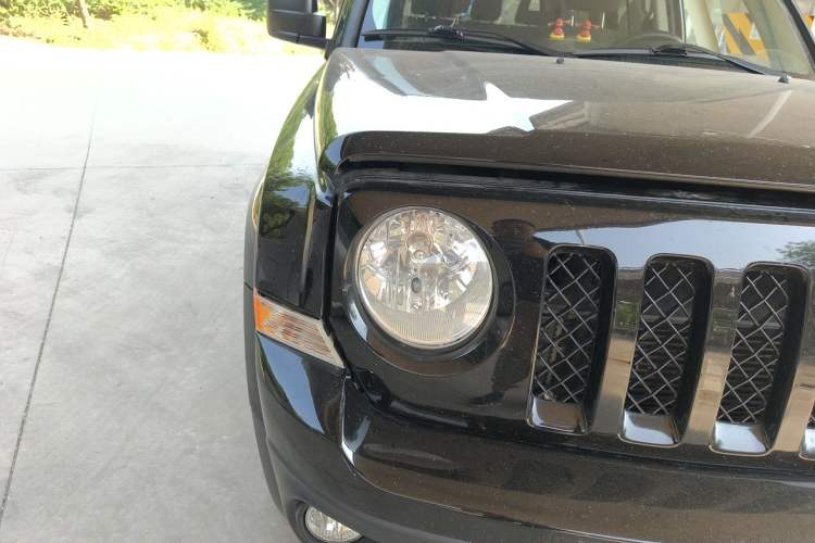 Used Jeep Patriot 2014 2.4L Sport Edition Right Front Headlight