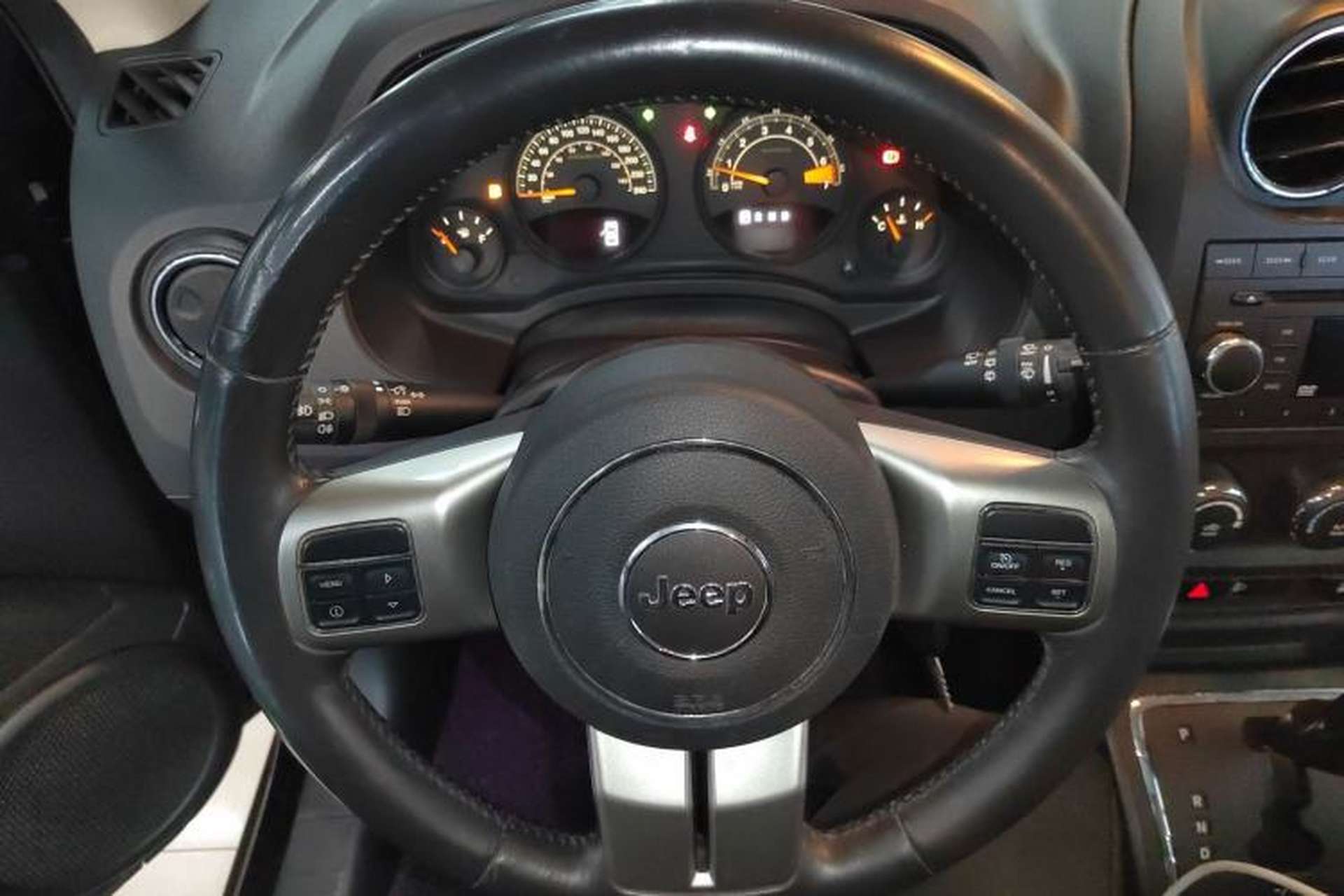 Used Jeep Patriot 2014 2.0L Sport Edition Steering Wheel