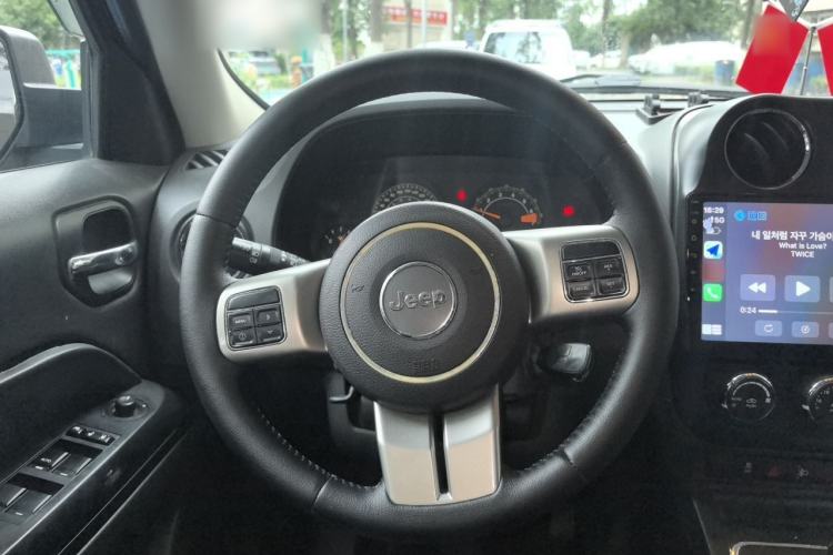 Used Jeep Patriot 2014 2.4L Sport Edition Steering Wheel