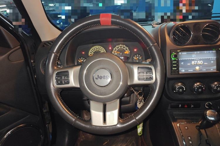 Used Jeep Patriot 2014 2.4L Sport Edition Steering Wheel