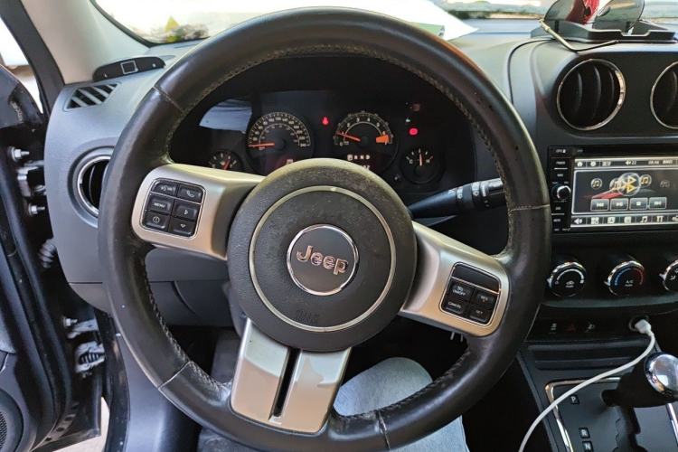 Used Jeep Patriot 2014 2.0L Sport Enhanced Edition Steering Wheel