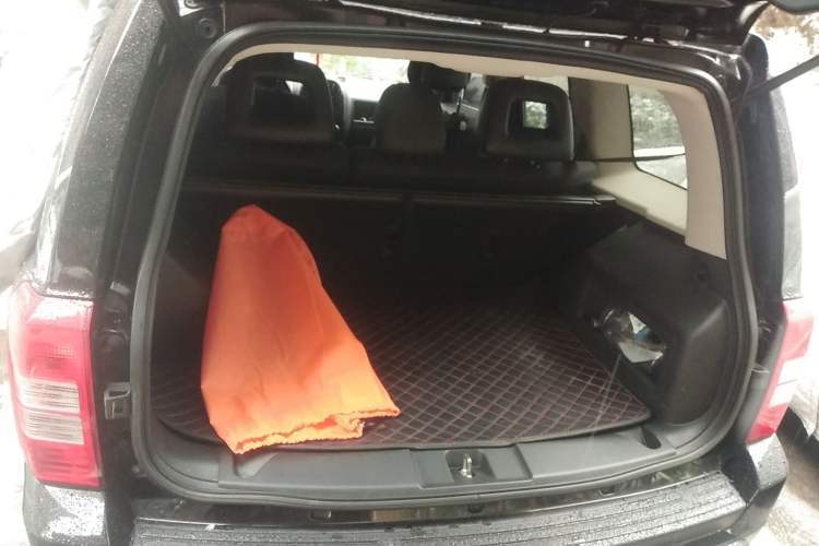 Used Jeep Patriot 2014 2.0L Sport Enhanced Edition Trunk