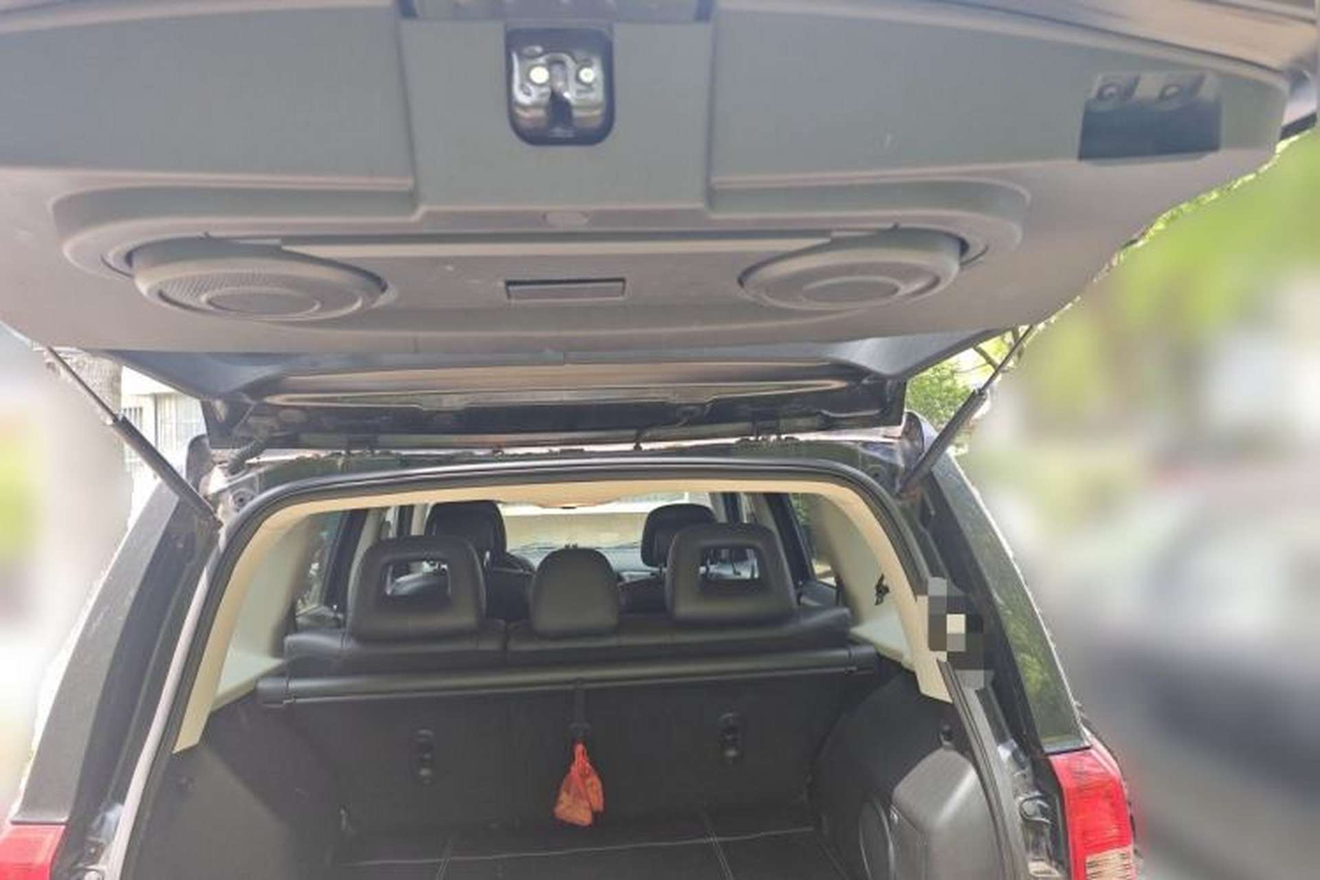 Used Jeep Patriot 2014 2.4L Luxury Navigation Edition Trunk