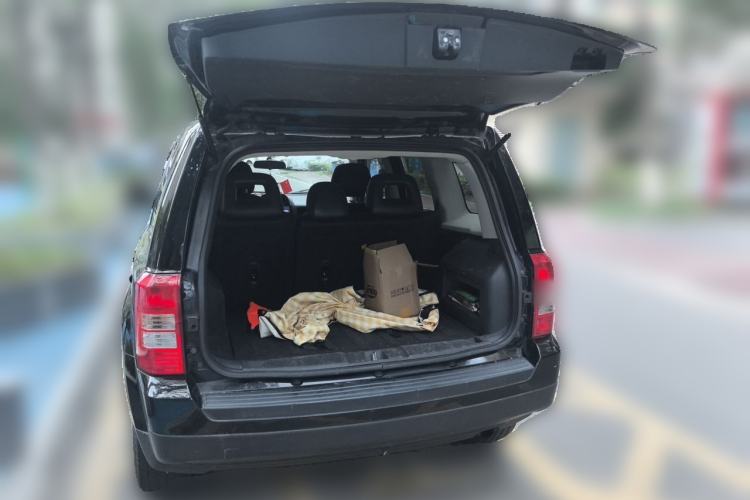 Used Jeep Patriot 2014 2.4L Sport Edition Trunk