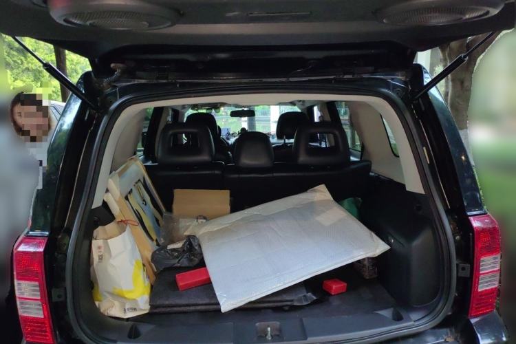 Used Jeep Patriot 2014 2.4L Luxury Navigation Edition Trunk
