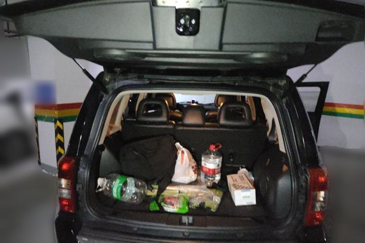 Used Jeep Patriot 2014 2.4L Luxury Navigation Edition Trunk