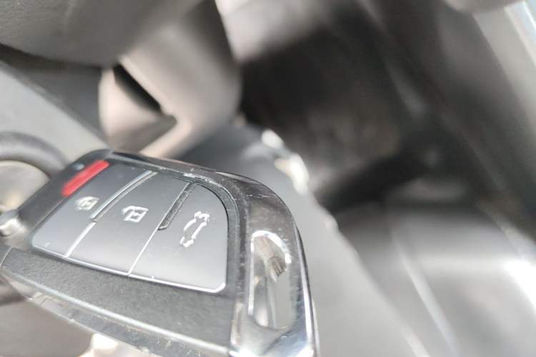 Used Jeep Patriot 2014 2.4L Luxury Navigation Edition Vehicle Key