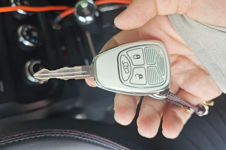 Used Jeep Patriot 2014 2.4L Sport Edition Vehicle Key