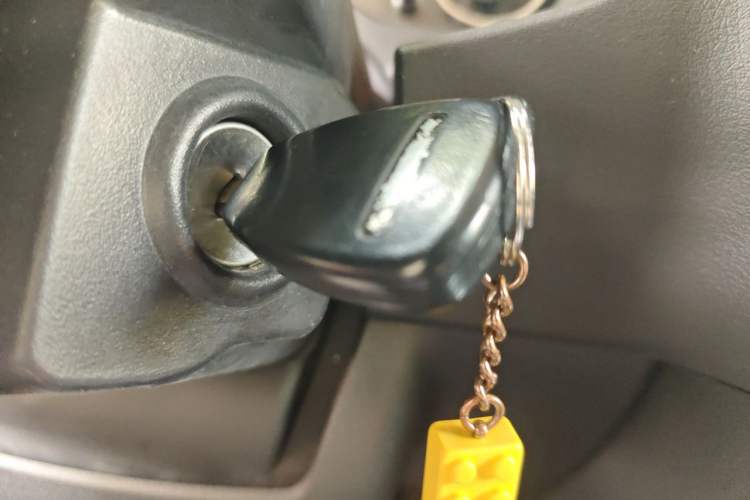 Used Jeep Patriot 2014 2.4L Luxury Navigation Edition Vehicle Key