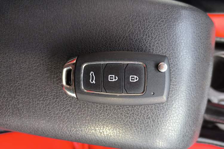 Used Jeep Patriot 2014 2.4L Sport Edition Vehicle Key