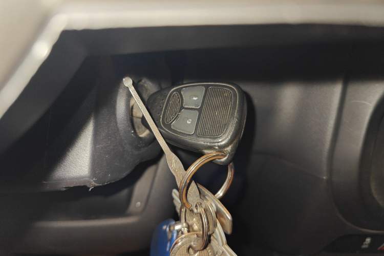 Used Jeep Patriot 2014 2.4L Sport Edition Vehicle Key