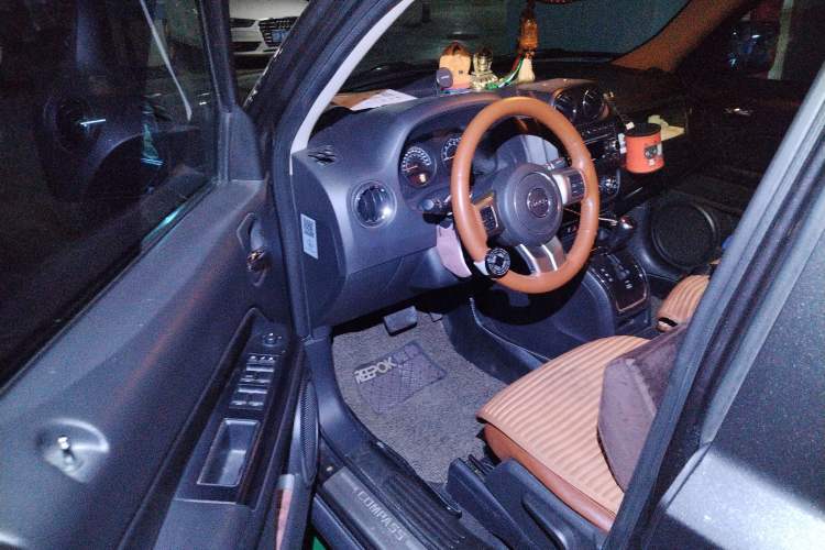 Used Jeep Patriot 2014 2.4L Sport Edition Driver Seat