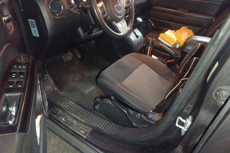 Used Jeep Patriot 2014 2.4L Sport Edition Driver Seat