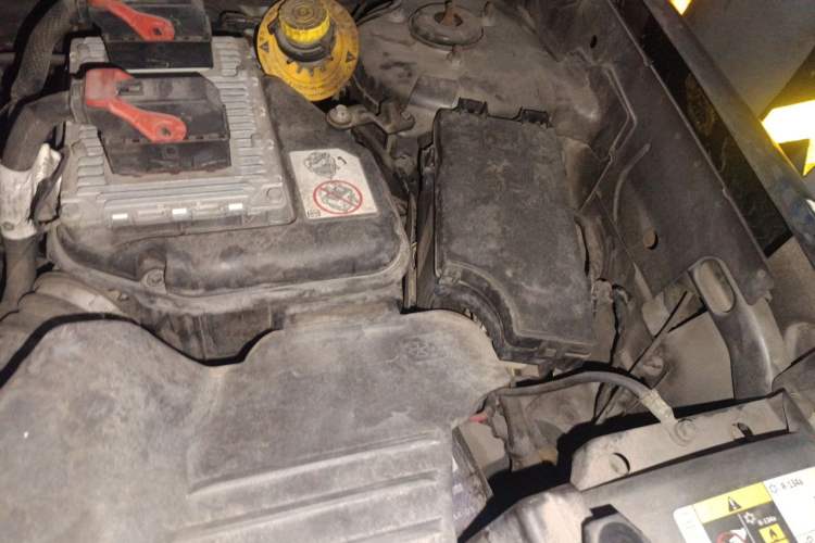 Used Jeep Patriot 2014 2.4L Sport Edition Engine Bay Left