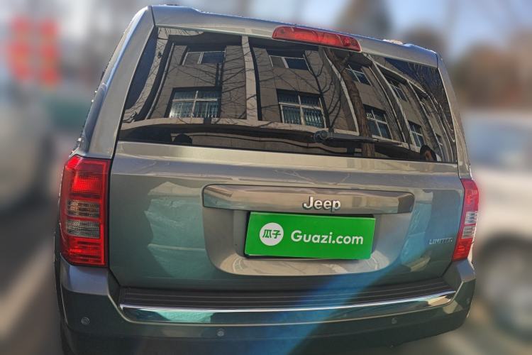 Used Jeep Patriot 2014 2.4L Luxury Navigation Edition Exterior 4