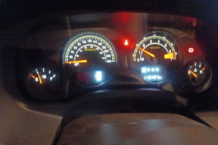 Used Jeep Patriot 2014 2.4L Sport Edition Instrument Cluster