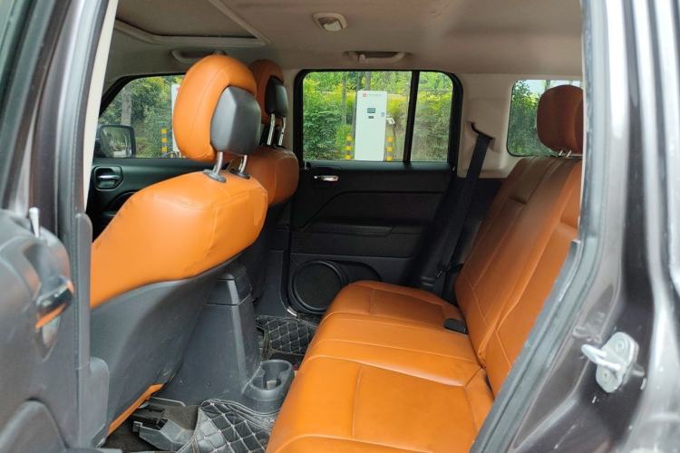 Used Jeep Patriot 2014 2.4L Sport Edition Left Rear Seat
