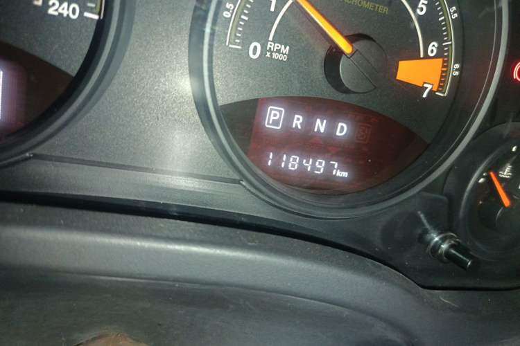 Used Jeep Patriot 2014 2.4L Sport Edition Odometer Close Up
