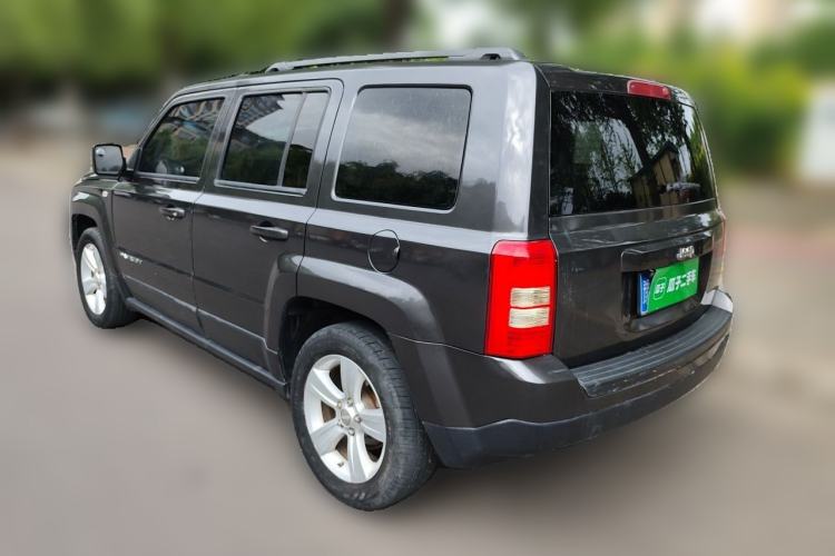 Used Jeep Patriot 2014 2.4L Sport Edition Rear Left 45 Deg
