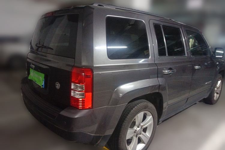 Used Jeep Patriot 2014 2.4L Sport Edition Rear Right 45 Deg
