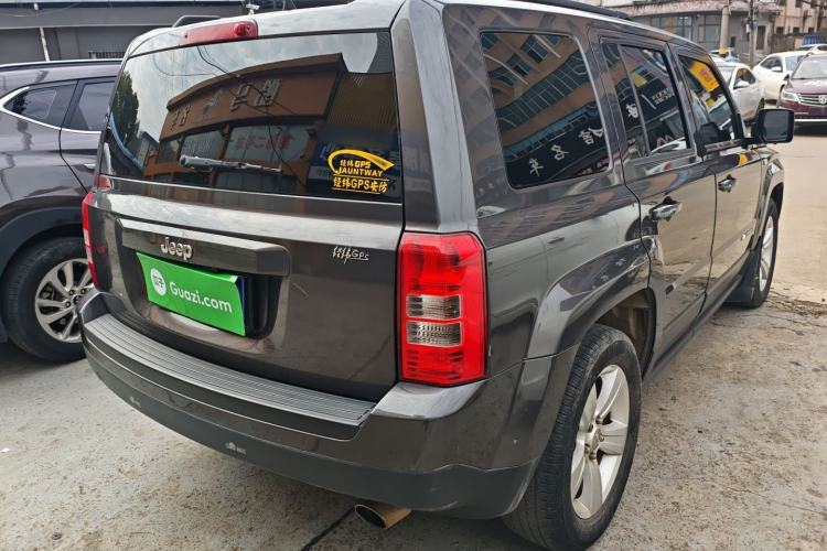 Used Jeep Patriot 2014 2.0L Sport Enhanced Edition Rear Right 45 Deg