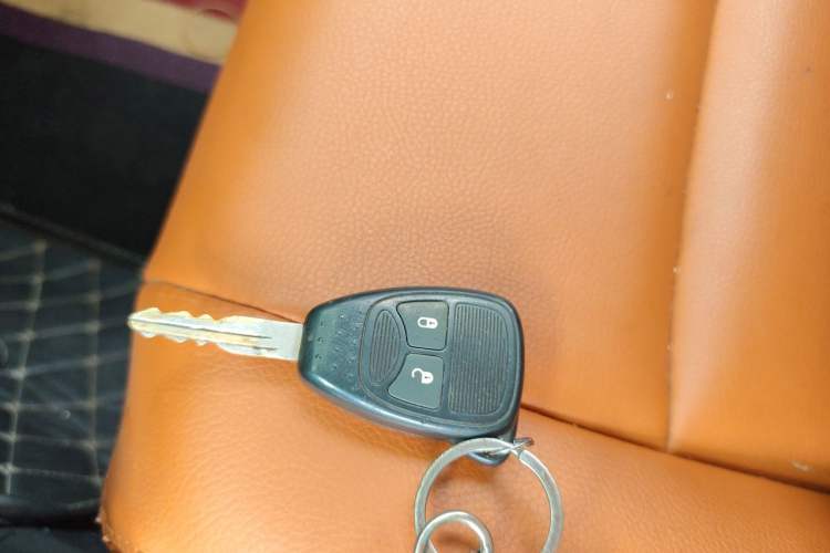 Used Jeep Patriot 2014 2.4L Sport Edition Vehicle Key