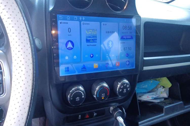 Used Jeep Patriot 2014 2.0L Sport Enhanced Edition Audio And AC Panel