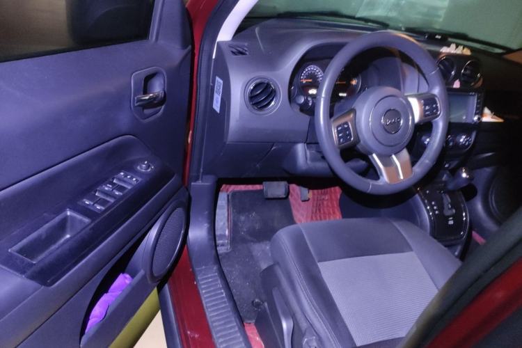 Used Jeep Patriot 2014 2.0L Sport Enhanced Edition Driver Seat