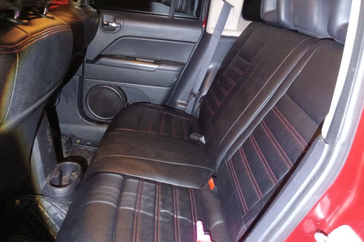 Used Jeep Patriot 2014 2.4L Sport Edition Left Rear Seat