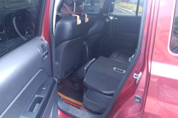 Used Jeep Patriot 2014 2.0L Sport Enhanced Edition Left Rear Seat