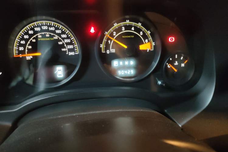 Used Jeep Patriot 2014 2.0L Sport Enhanced Edition Odometer Close Up