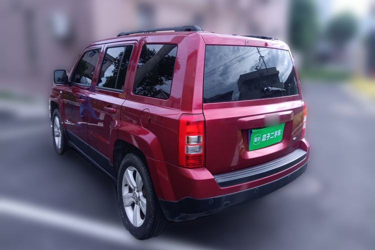 Used Jeep Patriot 2014 2.0L Sport Enhanced Edition Rear Left 45 Deg