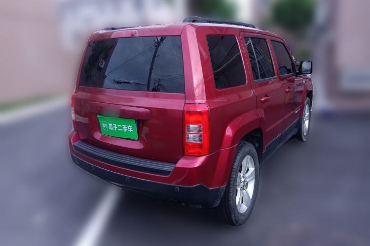 Used Jeep Patriot 2014 2.0L Sport Enhanced Edition Rear Right 45 Deg